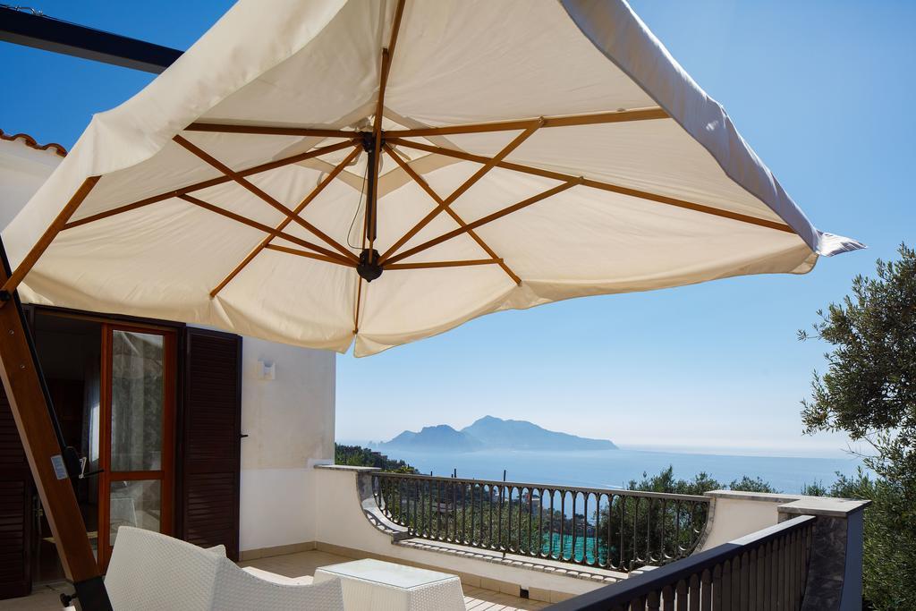 Apartamento Il Nido Del Gabbiano Massa Lubrense Exterior foto
