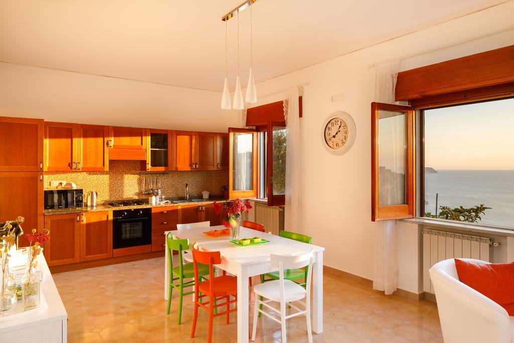 Apartamento Il Nido Del Gabbiano Massa Lubrense Exterior foto