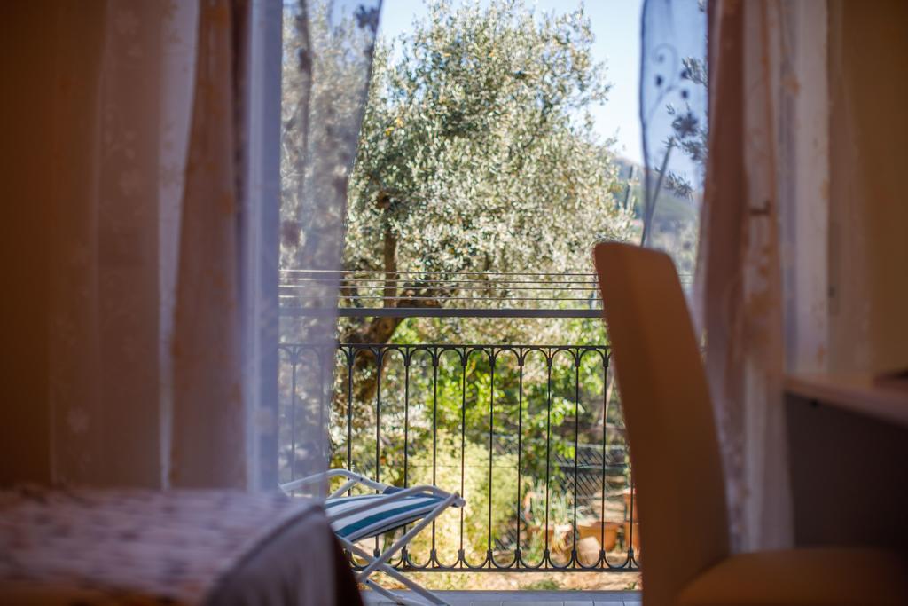 Apartamento Il Nido Del Gabbiano Massa Lubrense Exterior foto